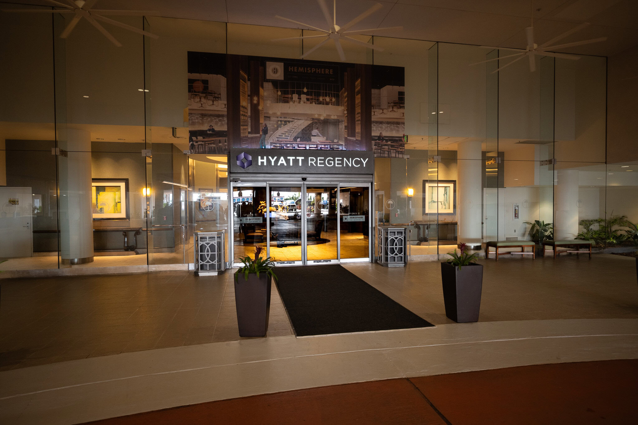 Entrance of Hyatt Regency Orlando International Airport Hotel