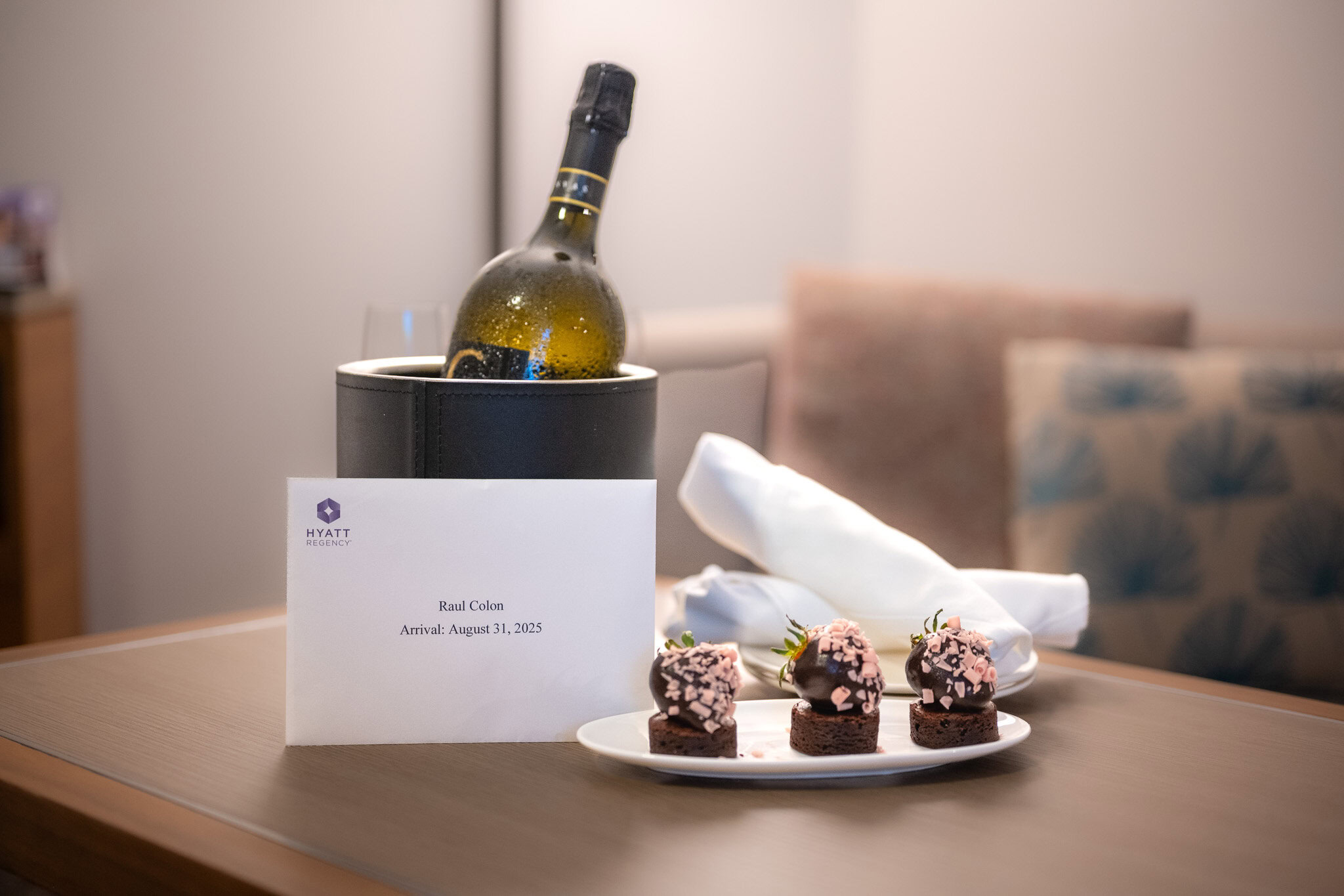 Champagne and chocolate strawberries welcome gift at Hyatt Regency MCO