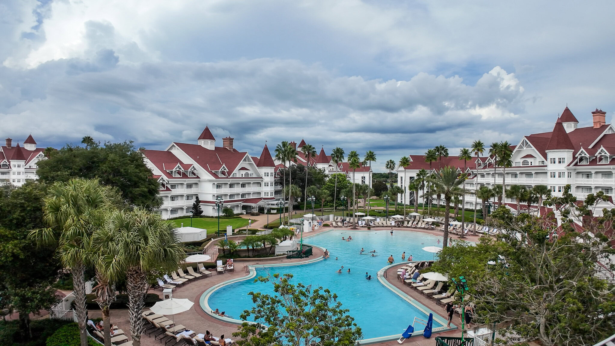 Balcony view from Room 9402 overlooking the pool at Disney&rsquo;s Grand Floridian Resort Big Pine Key building.