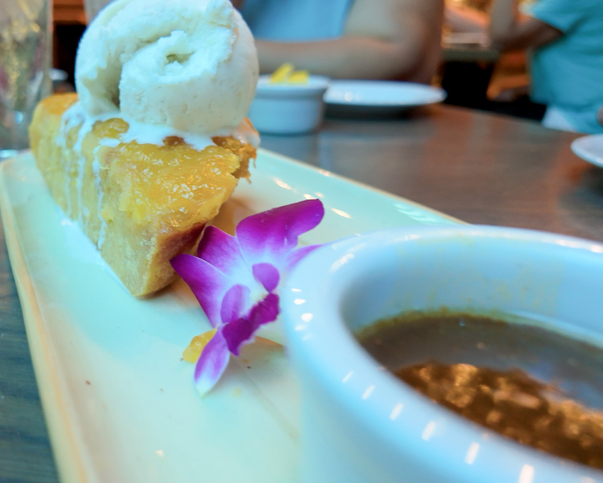 Pineapple-coconut bread pudding with vanilla ice cream at Kona Caf&eacute; in Disney&rsquo;s Polynesian Village Resort