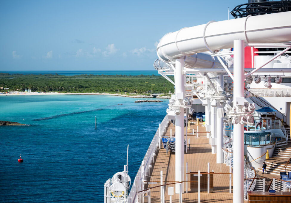 disney-wish-deck-view-castaway-cay-blue-waters